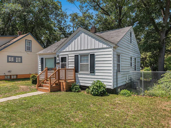 3355 Highland St, Muskegon Heights, MI 49444