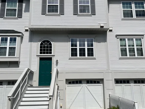 2680 Hartford Avenue #5, Hartford, VT 05001