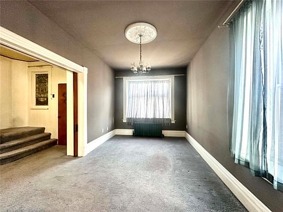5th image of 1716 Middle St