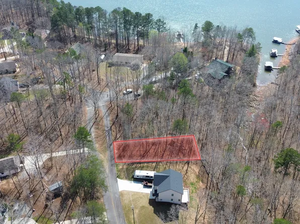 7620 Maple Pl, Murrayville, GA 30564