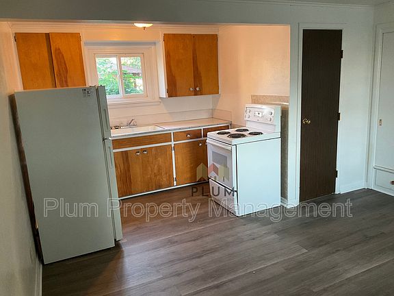 5th image of 205.5 Anaconda St Unit 1