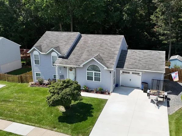 3214 Meadow Valley Dr, Abingdon, MD 21009