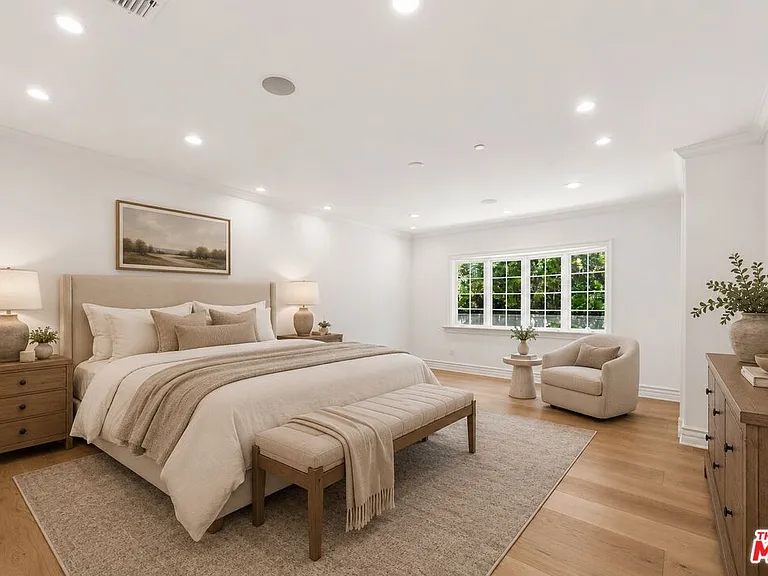 1725 Loma Vista Dr — Photo 17