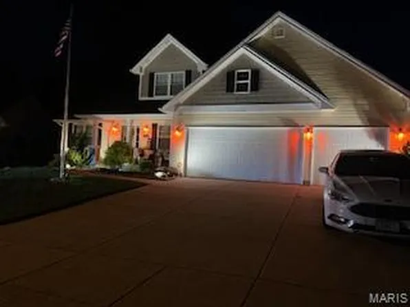 3464 Carriage Xing, Saint Charles, MO 63301