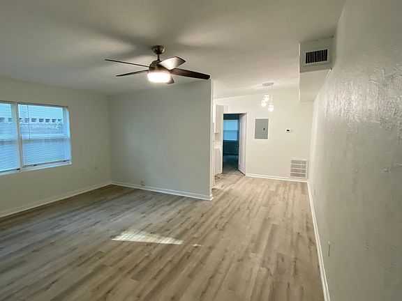 2nd image of 621 E Church St