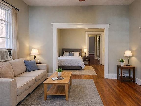 3rd image of 4738 Cleveland Ave APT A