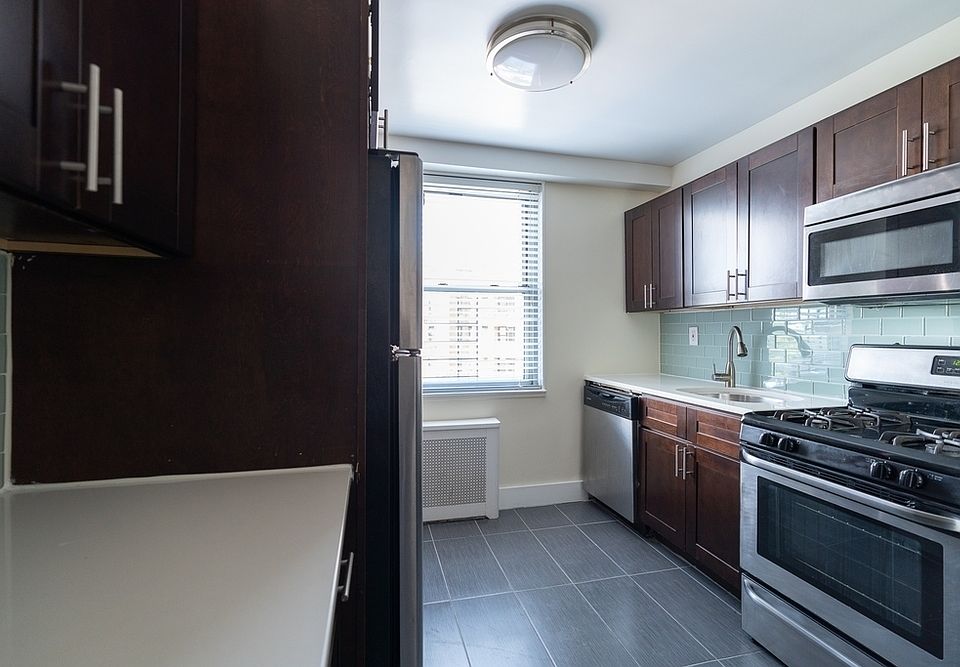 1st image of 104-20 Queens Blvd #18V
