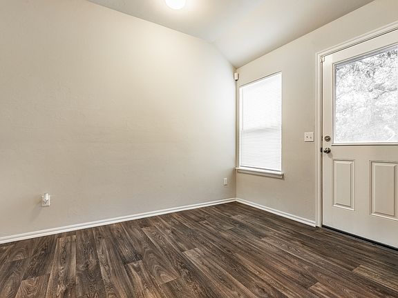 4th image of 9308 NW 70th St