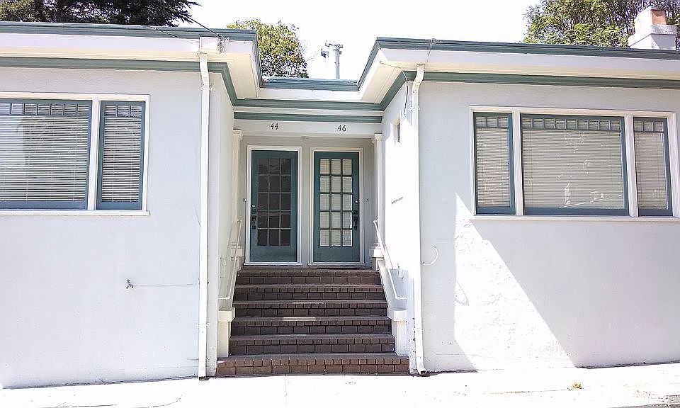 Front 44 Left, 46 Right