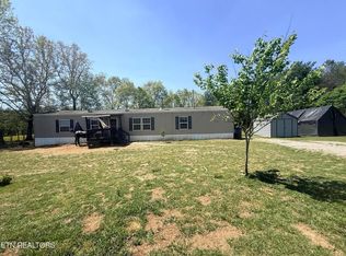 174 Claude Howard Rd, Deer Lodge, TN 37726