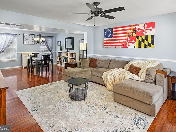 5th image of 118 Saint Andrews Ct