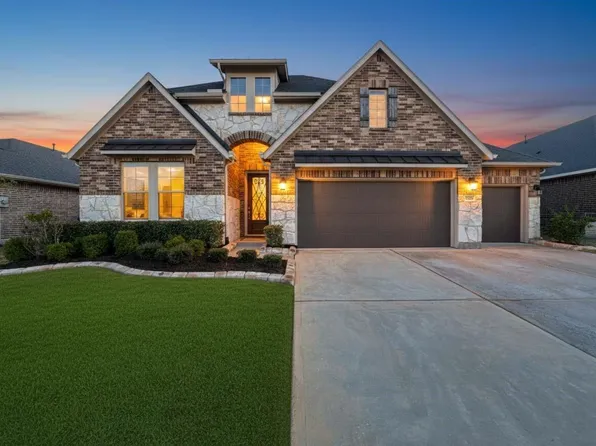 4710 Cedar Sage Dr, Baytown, TX 77521