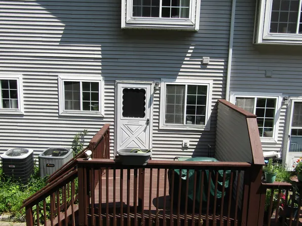 310 Boston Post Road #2, Waterford, CT 06385