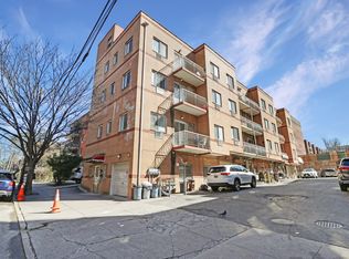 14032 34th Ave #2, Flushing, NY 11354