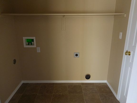 5th image of 2523 E Montana Ave