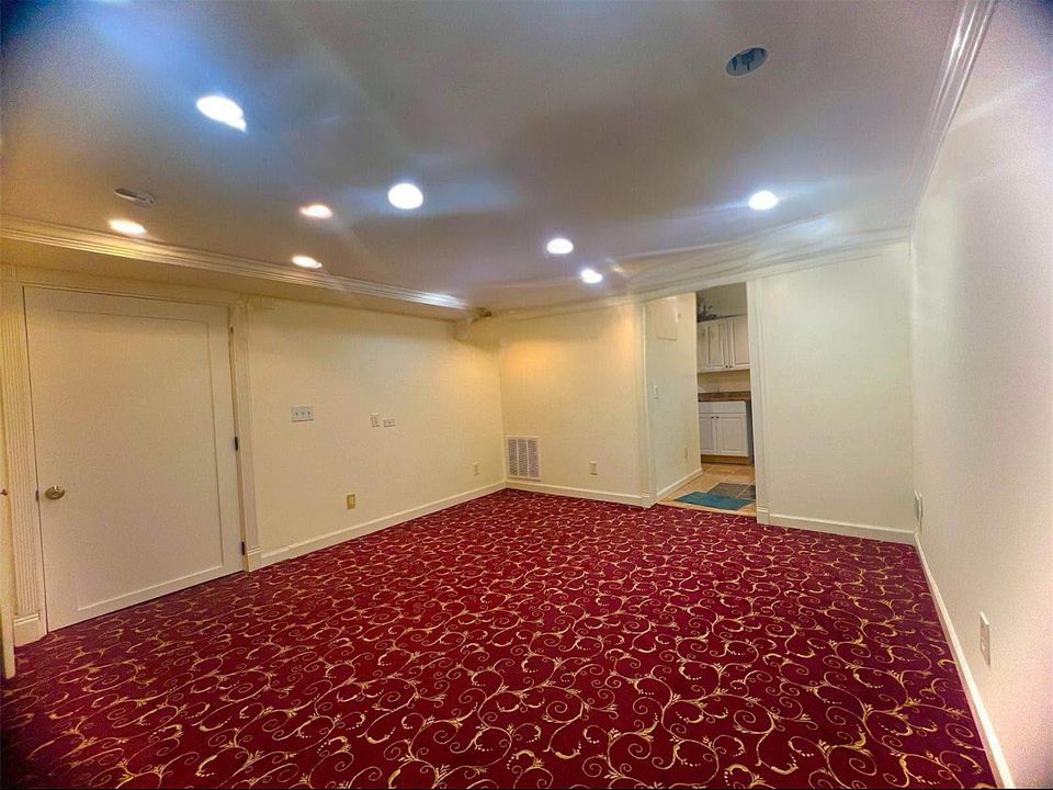 1st image of 13 S Washington Ave #1B