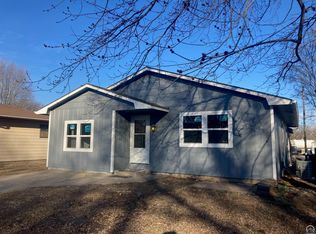 206 Spruce St, Wamego, KS 66547
