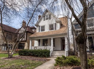 2112 E Edgewood Ave, Shorewood, WI 53211