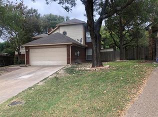 1840 McAlaster St, Cedar Hill, TX 75104