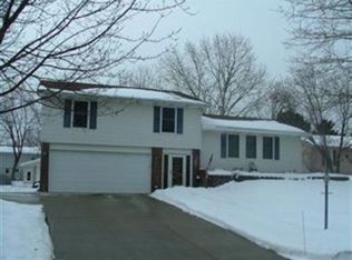 2454 Sherwood Dr, Stow, OH 44224