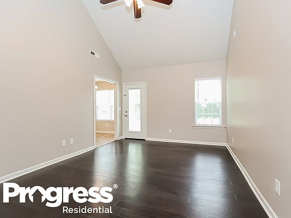 4th image of 2948 Pritchett Dr
