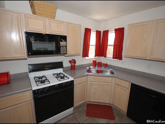 5th image of 7425 Umbria Dr