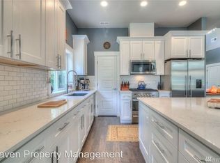 6212 21st St NE, Tacoma, WA 98422