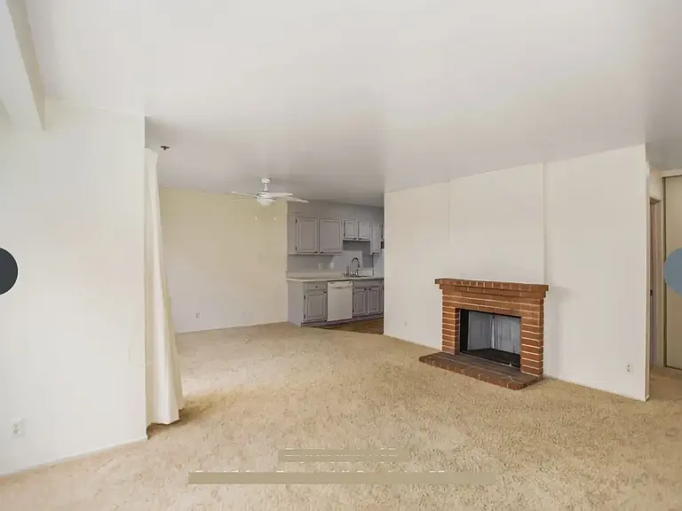 120 Joice St — Photo 4