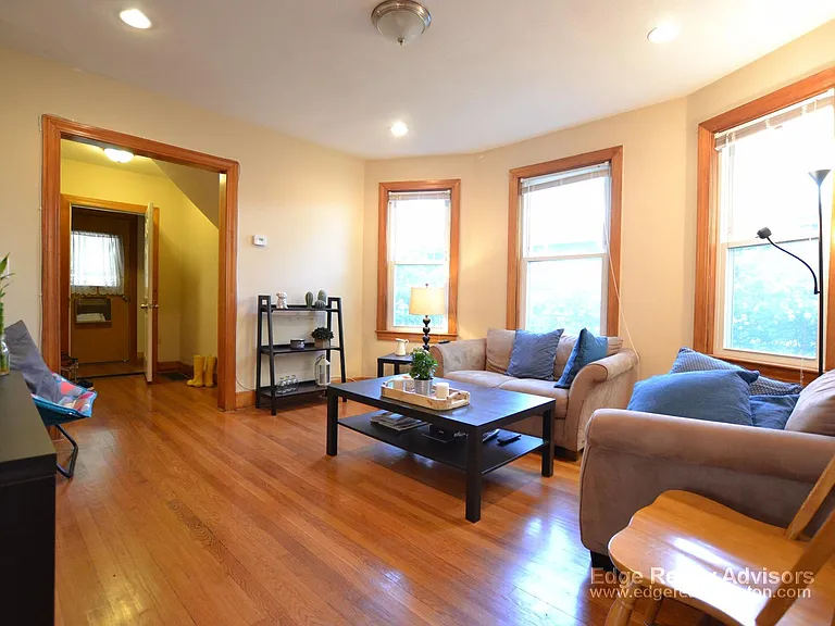 131 Nottinghill Rd #1 — Photo 11
