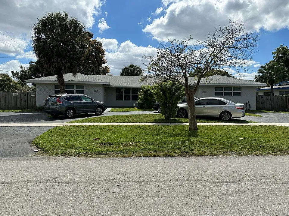 7200 NW 16th St