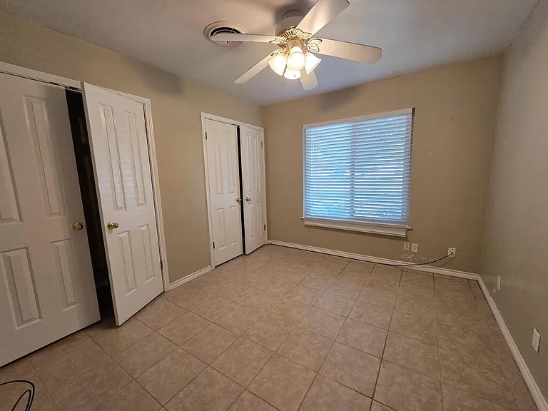 333 W Nimitz St — Photo 9