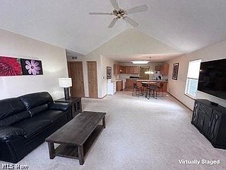 3rd image of 2041 Marsh Ln