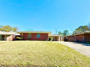 3326 Somerset Dr, New Orleans, LA 70131