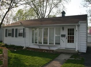 440 E Douglas Dr, Brownsburg, IN 46112