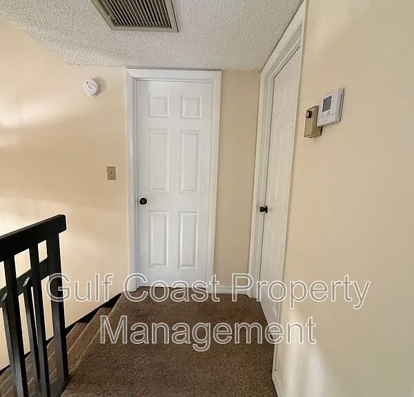 5249 Cedarbend Dr #1 — Photo 23