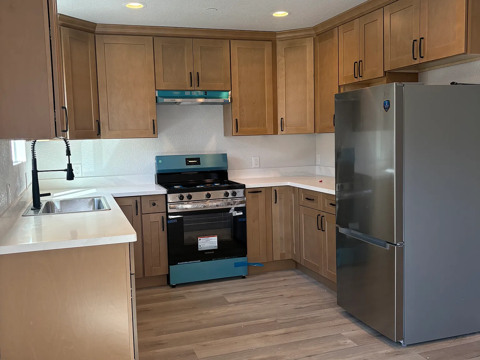 3 bed, 1.5 bath, 1200 sqft, $3,500 — Photo 4