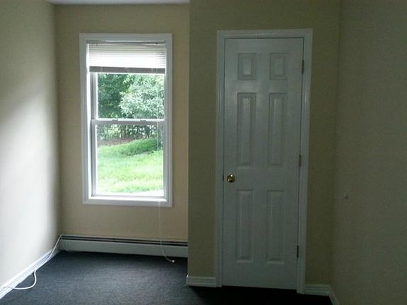 5th image of 174 Myrtle Ave #174A