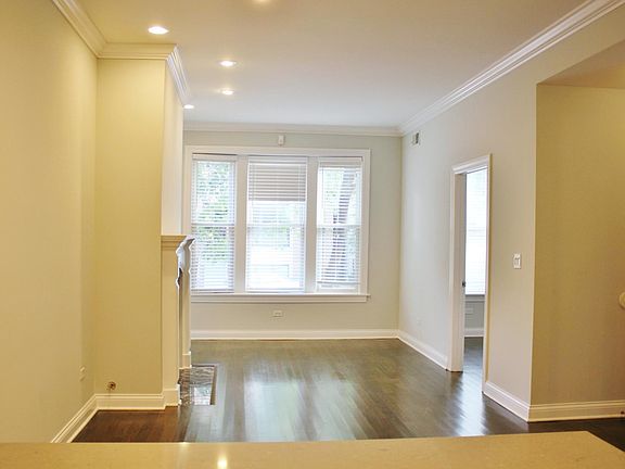 2nd image of 3848 N Southport Ave #1