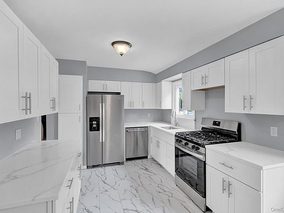 2nd image of 727 Peter Paul Drive