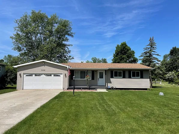 7058 Sharp Rd, Swartz Creek, MI 48473