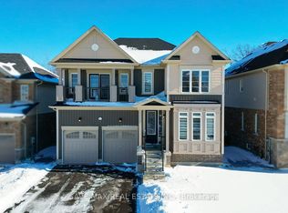 9218 White Oak Ave N, Niagara Falls, ON L2G 0E9