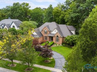 536 Troon Rd, Holland, OH 43528