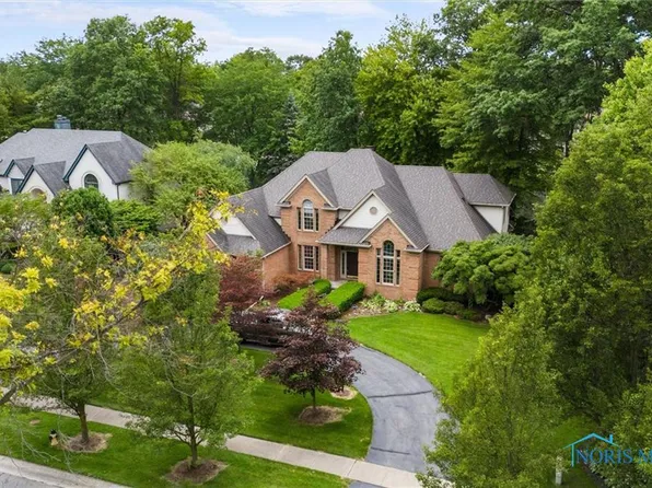 536 Troon Rd, Holland, OH 43528