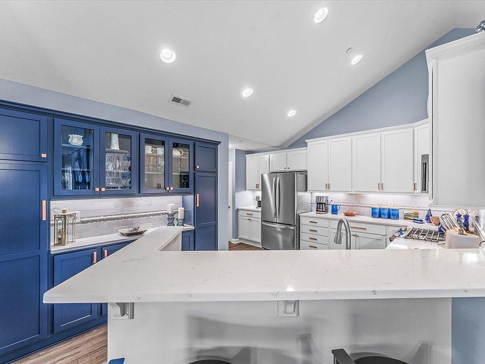 801 Spring Valley Dr, Zelienople, PA 16063 Zillow