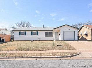 2730 Ridgeway Dr, Wichita Falls, TX 76306
