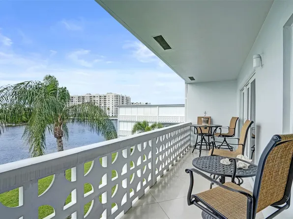 1001 N Riverside Drive #304, Pompano Beach, FL 33062