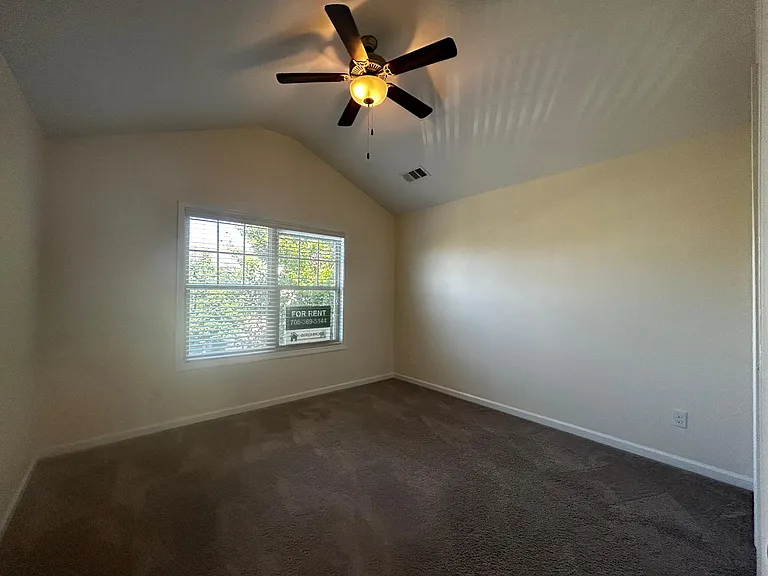 1047 Haley Woods Ct — Photo 12