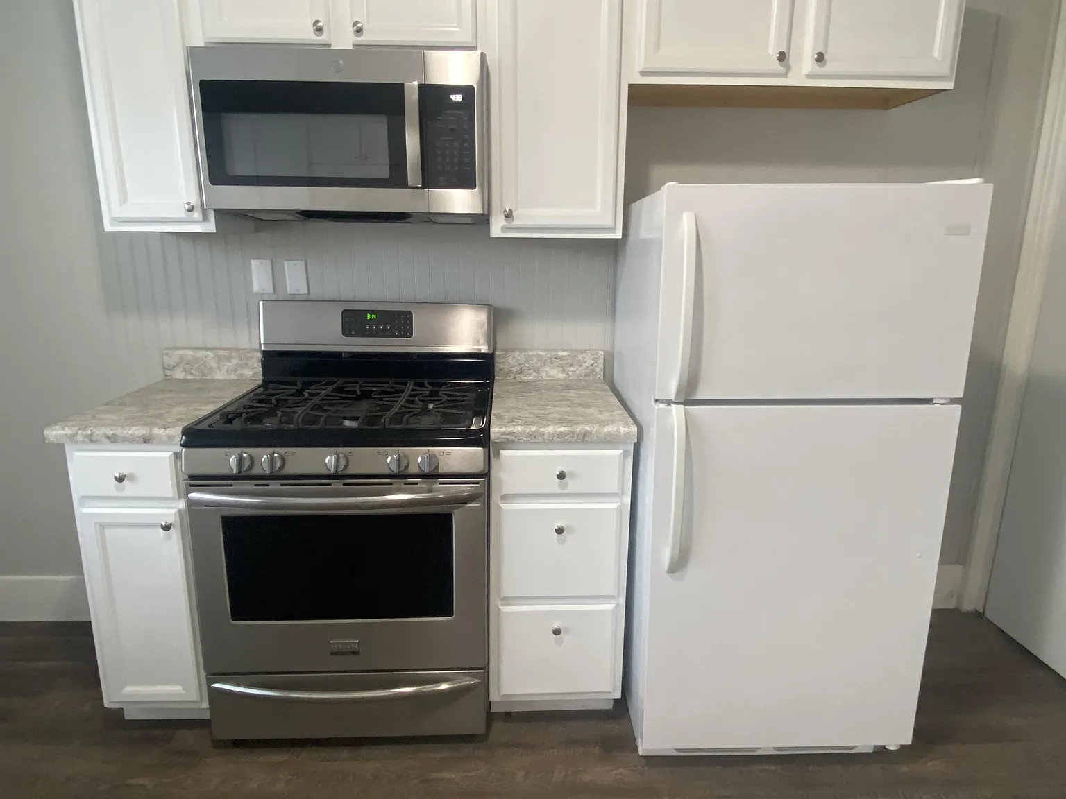 1802 S. Virginia Street B — Photo 2