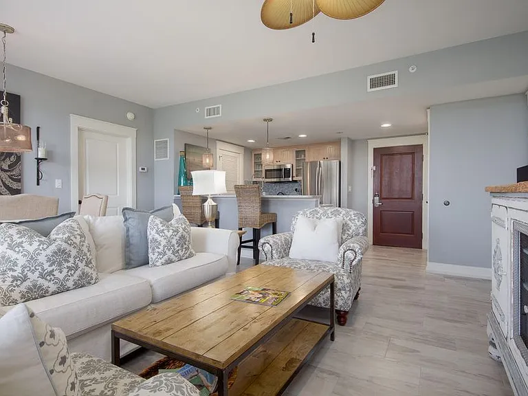 9300 Baytowne Wharf Blvd #527 — Photo 7