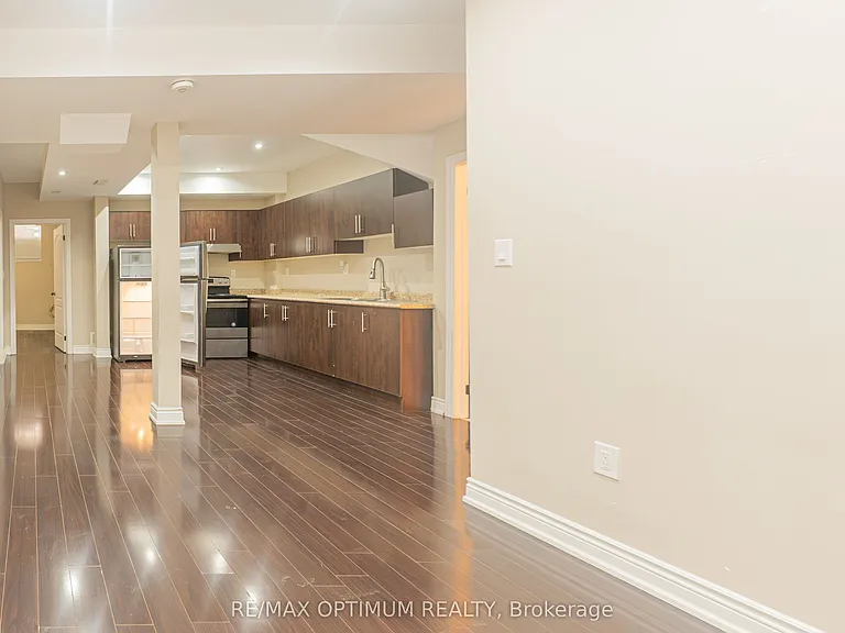 3 Lampman Cres #BASEMENT — Photo 5